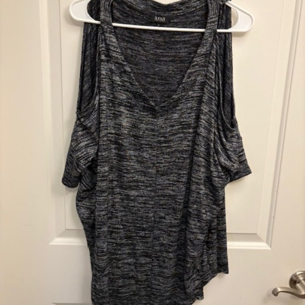 Gray Heathered Cold Shoulder Top